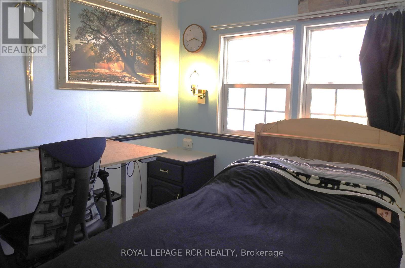 55 Topaz Street, Wasaga Beach, Ontario  L9Z 1X7 - Photo 17 - S12501512