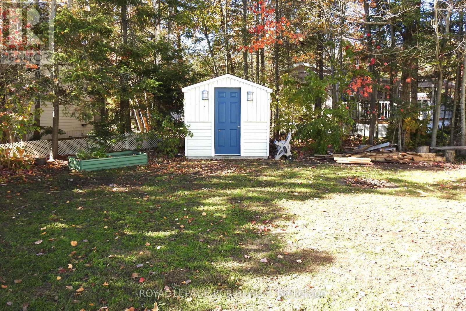 55 Topaz Street, Wasaga Beach, Ontario  L9Z 1X7 - Photo 27 - S12501512