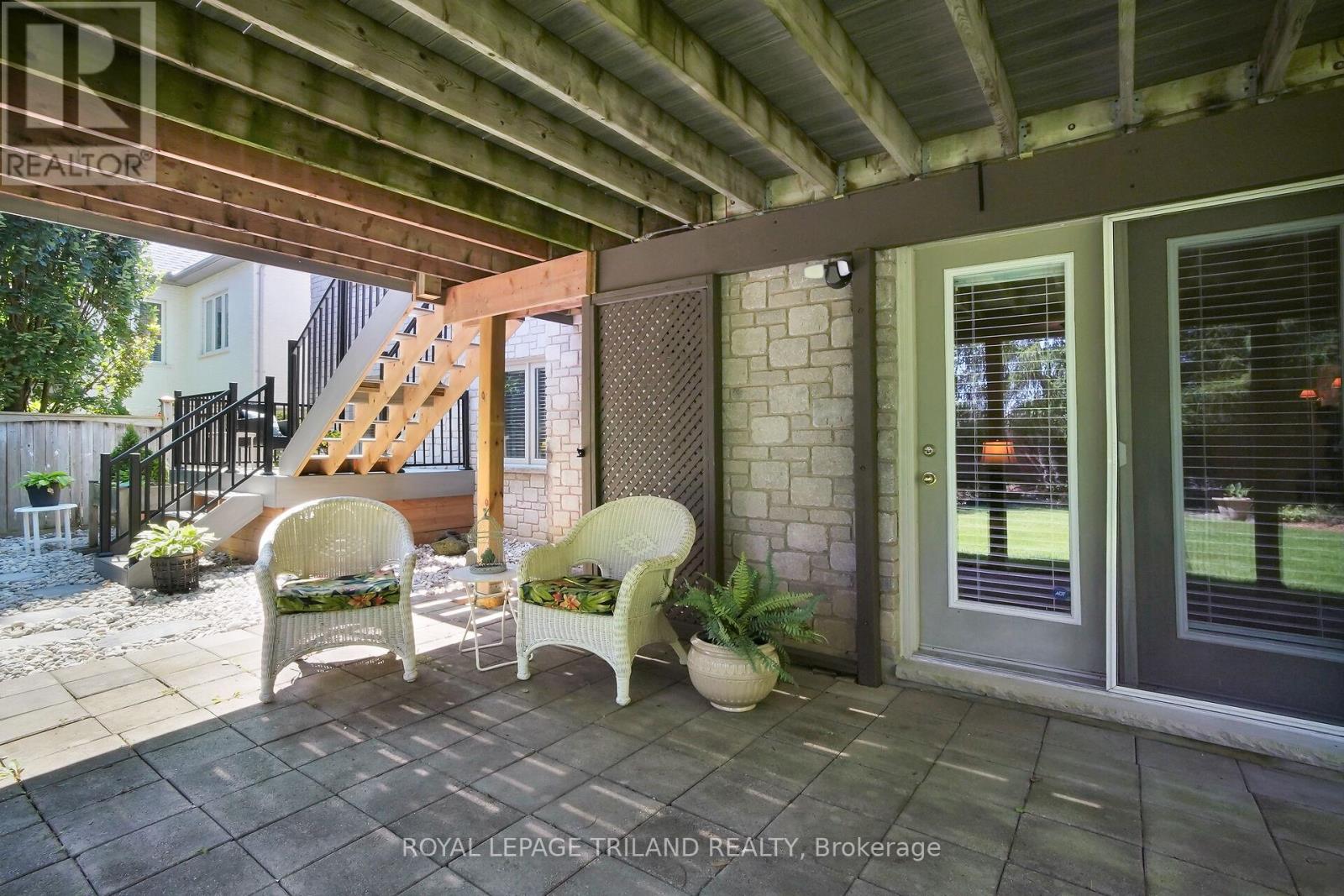 26 Butternut Lane, London South, Ontario  N6K 4J4 - Photo 35 - X12501564