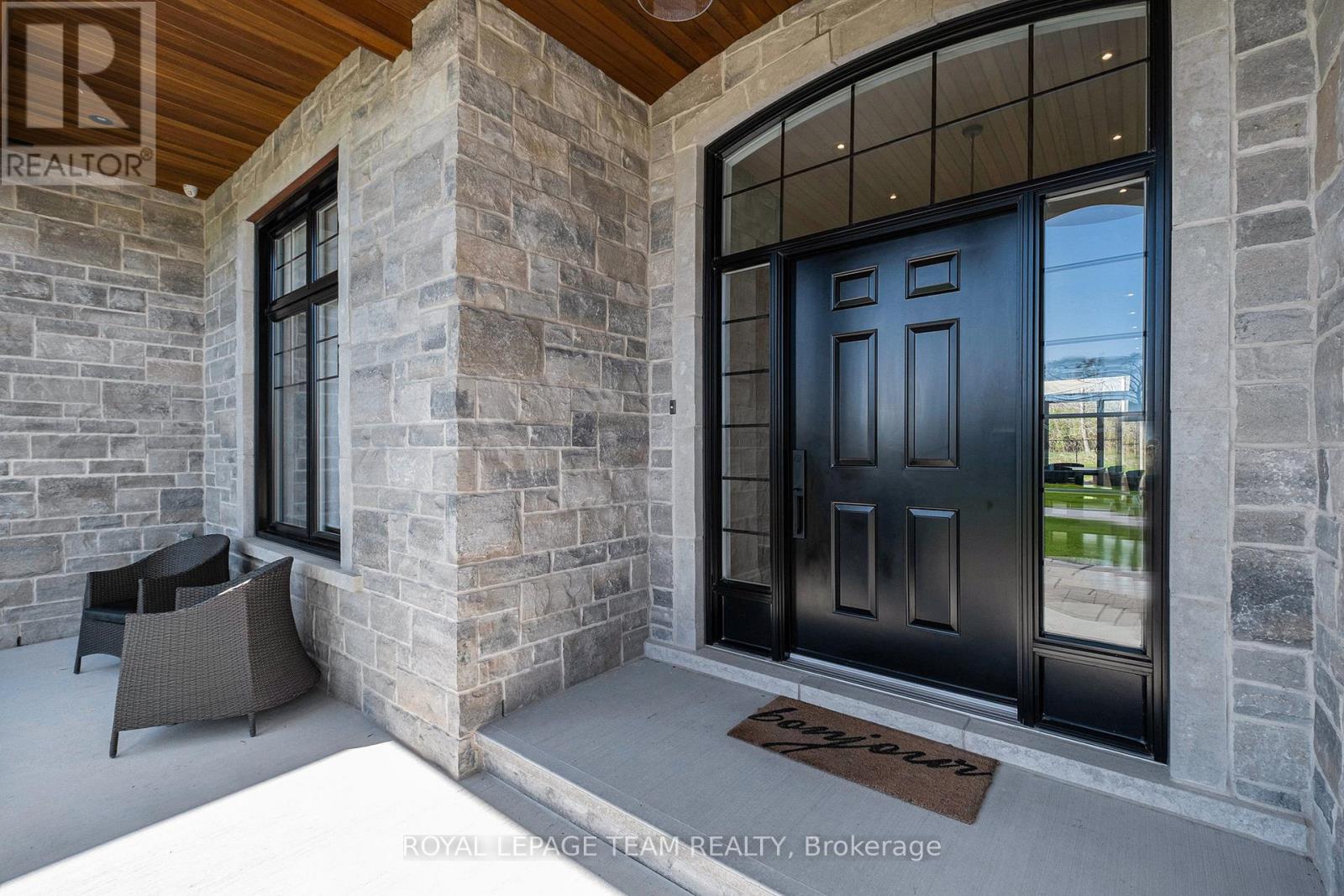 212 Cabrelle Place, Ottawa, Ontario  K4M 0A9 - Photo 4 - X12501552