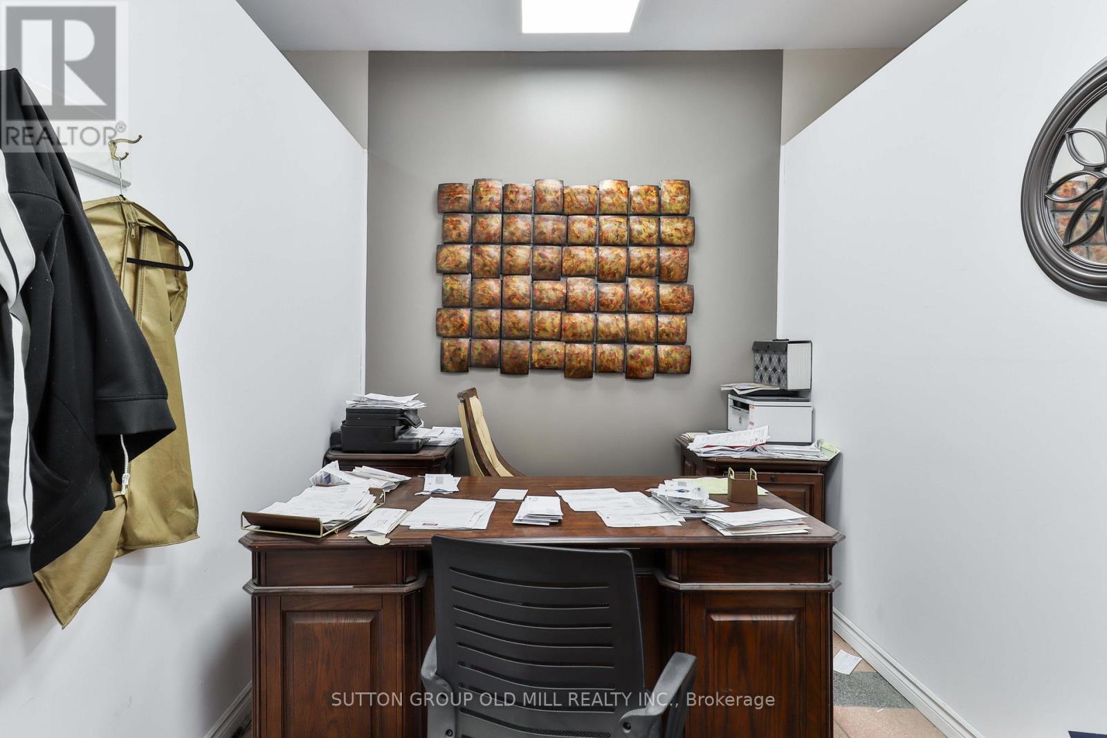 2882 Lake Shore Boulevard W, Toronto (New Toronto), Ontario  M8Y 1K4 - Photo 20 - W12501478