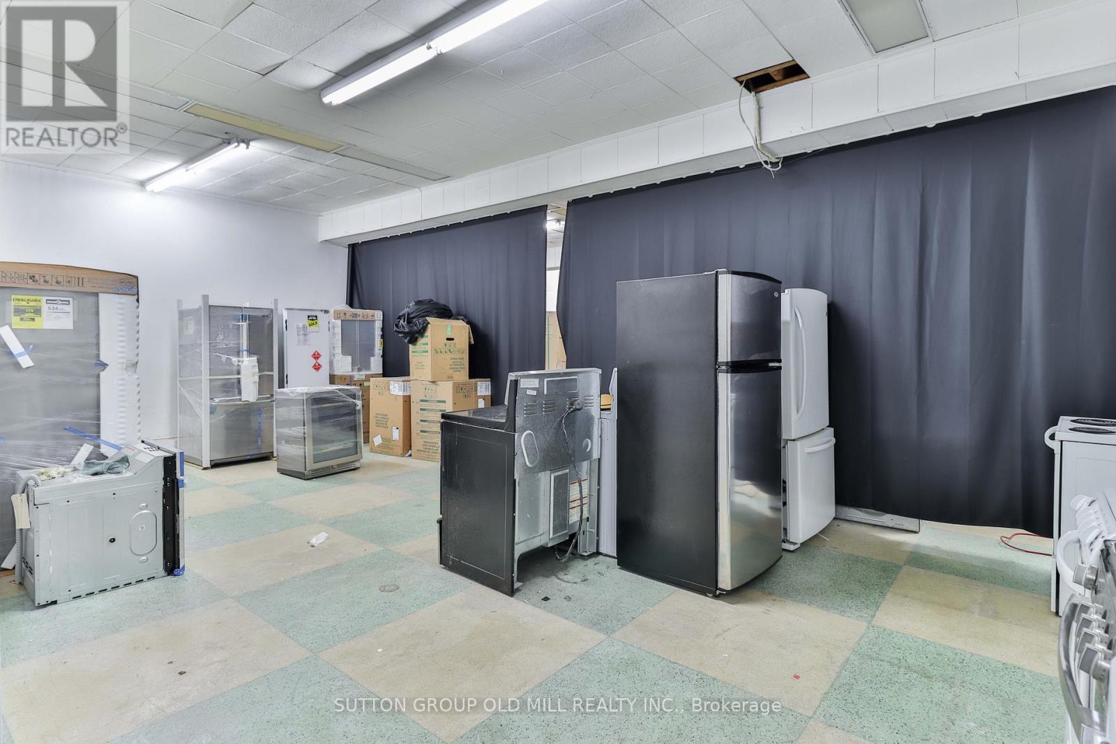 2882 Lake Shore Boulevard W, Toronto (New Toronto), Ontario  M8Y 1K4 - Photo 28 - W12501478