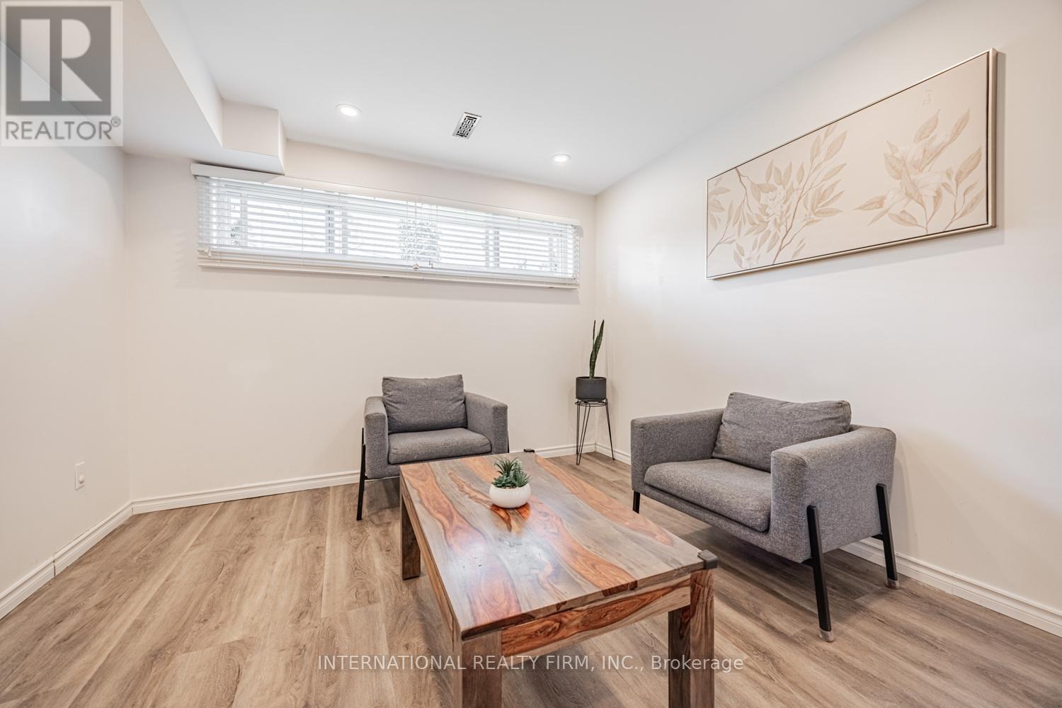 49 Lapp Street, Toronto (Rockcliffe-Smythe), Ontario  M6N 3W5 - Photo 22 - W12501520