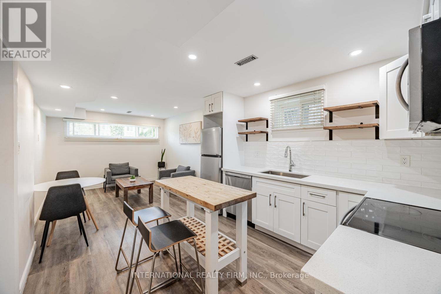 49 Lapp Street, Toronto (Rockcliffe-Smythe), Ontario  M6N 3W5 - Photo 26 - W12501520