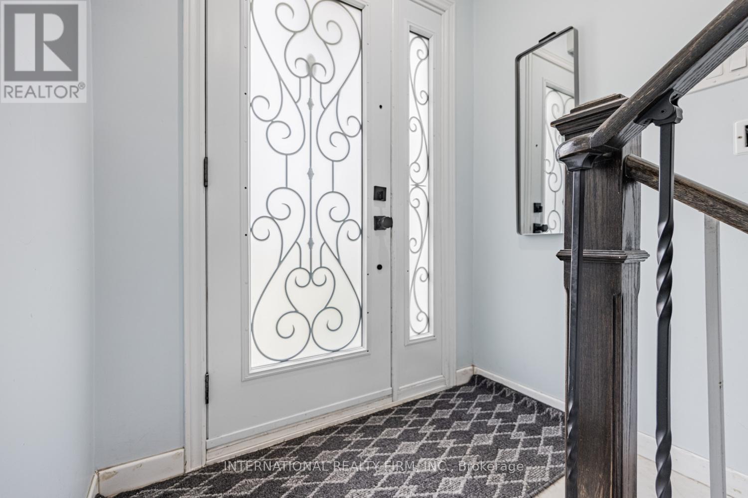 49 Lapp Street, Toronto (Rockcliffe-Smythe), Ontario  M6N 3W5 - Photo 4 - W12501520