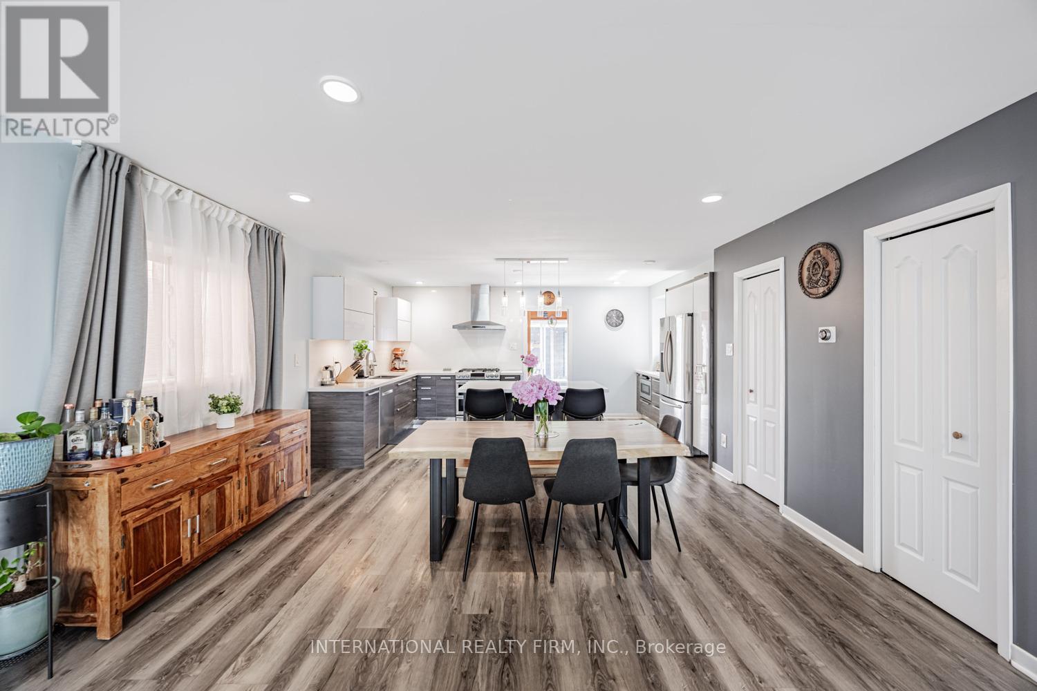 49 Lapp Street, Toronto (Rockcliffe-Smythe), Ontario  M6N 3W5 - Photo 9 - W12501520