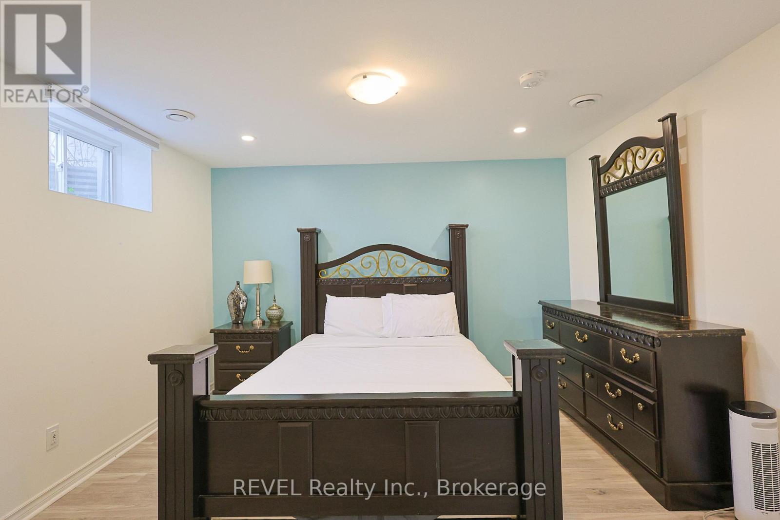 13 Cinnamon Street, Thorold (Rolling Meadows), Ontario  L2V 0B6 - Photo 36 - X12501560