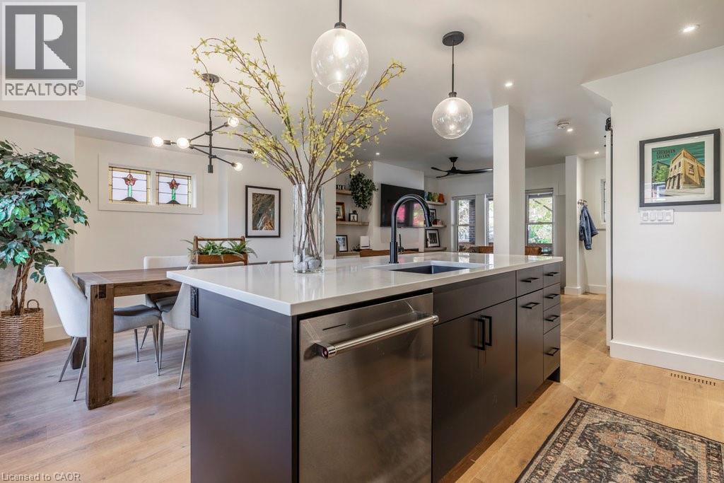 284 Houghton Avenue S, Hamilton, Ontario  L8K 2N3 - Photo 19 - 40784907