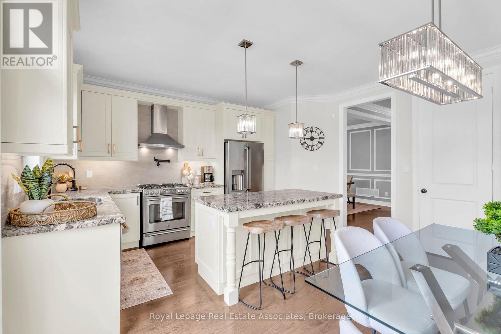 17 Mitchell Crescent, Mono, Ontario  L9W 6W6 - Photo 13 - X12501470