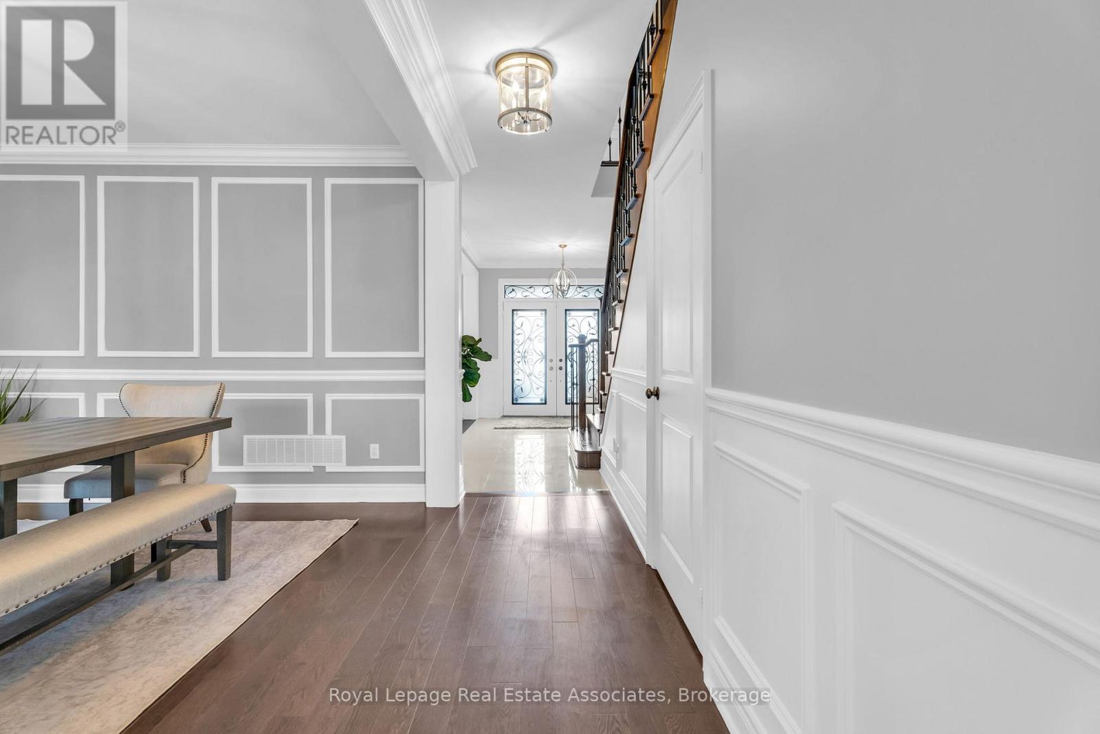 17 Mitchell Crescent, Mono, Ontario  L9W 6W6 - Photo 7 - X12501470