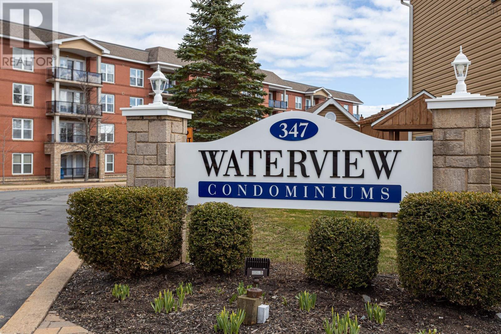 209 347 Portland Hills Drive, Dartmouth, Nova Scotia  B2W 0A7 - Photo 3 - 202521577