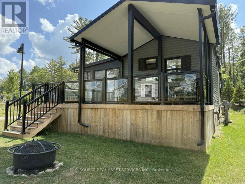 Bbt097 - 1047 Bonnie Lake Camp Road, Bracebridge, Ontario  P1L 1W9 - Photo 2 - X12501488