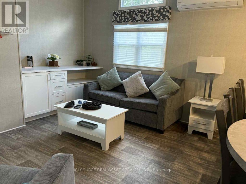 Bbt097 - 1047 Bonnie Lake Camp Road, Bracebridge, Ontario  P1L 1W9 - Photo 4 - X12501488