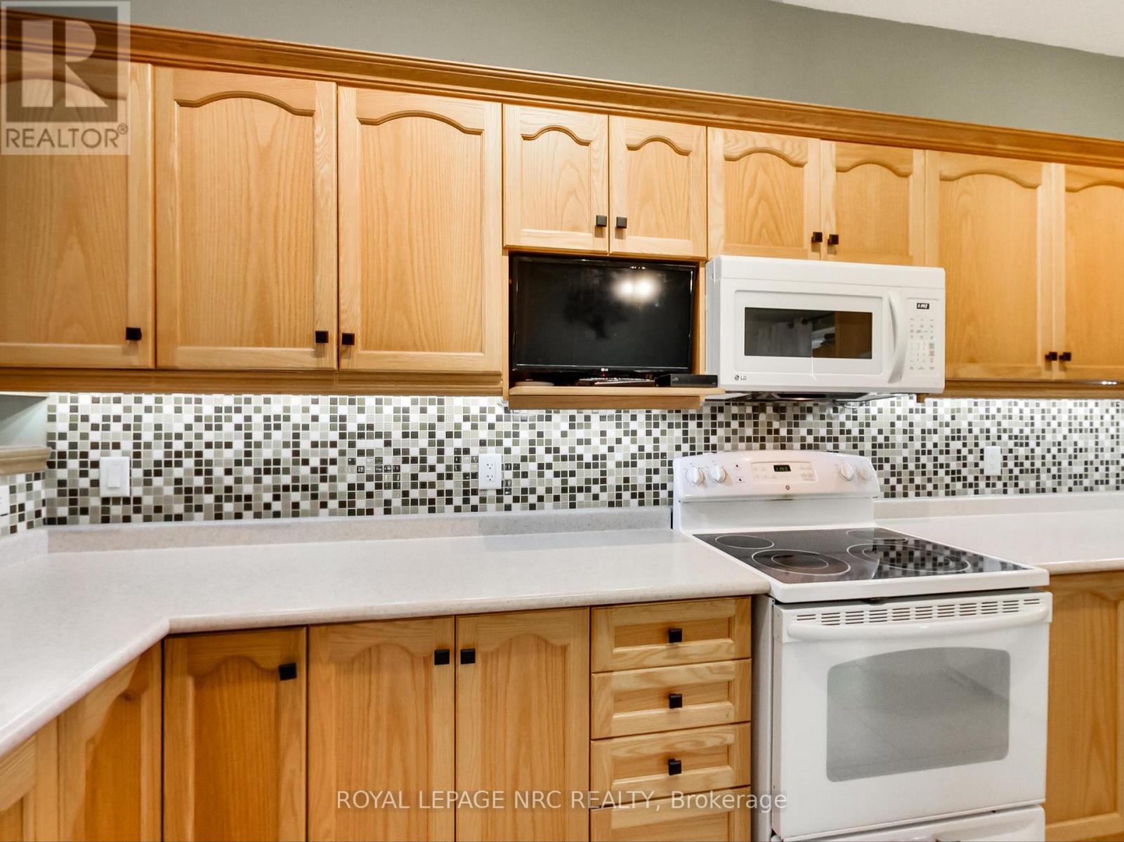 27 Cherry Avenue, West Lincoln, Ontario  L0R 2A0 - Photo 15 - X12501530