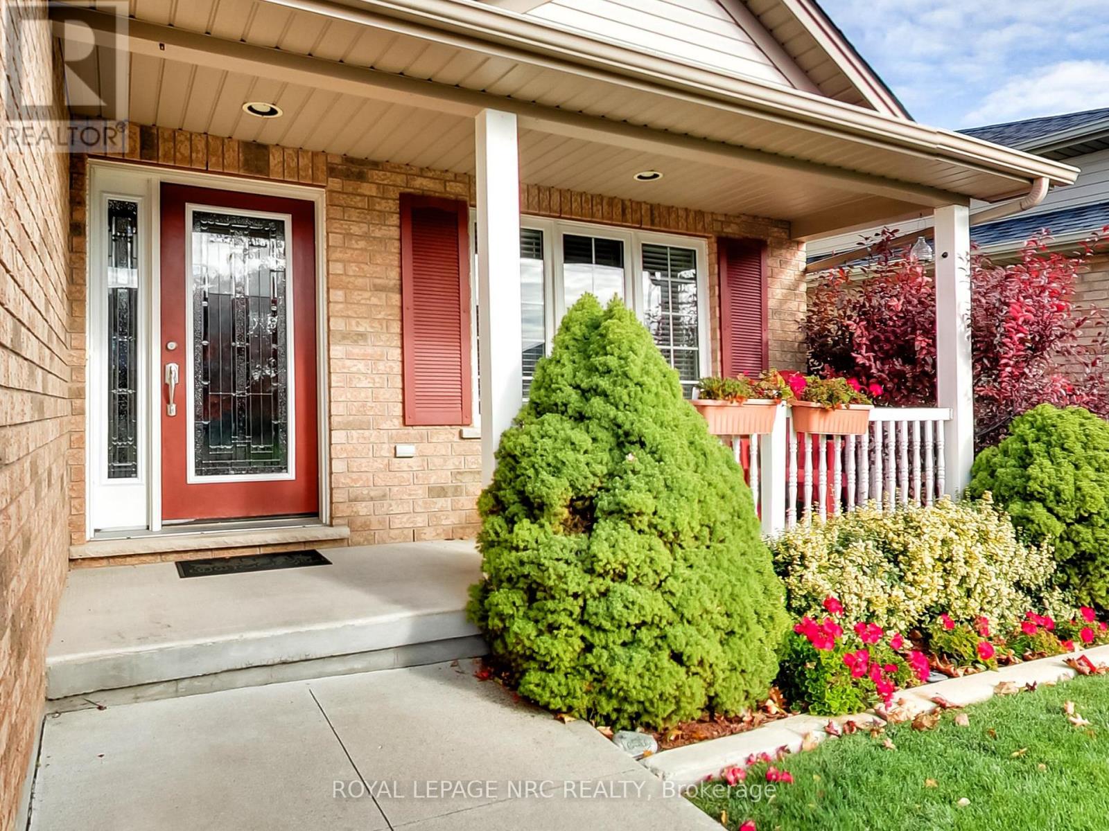27 Cherry Avenue, West Lincoln, Ontario  L0R 2A0 - Photo 3 - X12501530