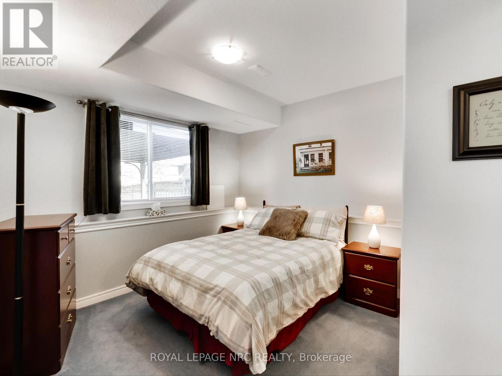 27 Cherry Avenue, West Lincoln, Ontario  L0R 2A0 - Photo 35 - X12501530