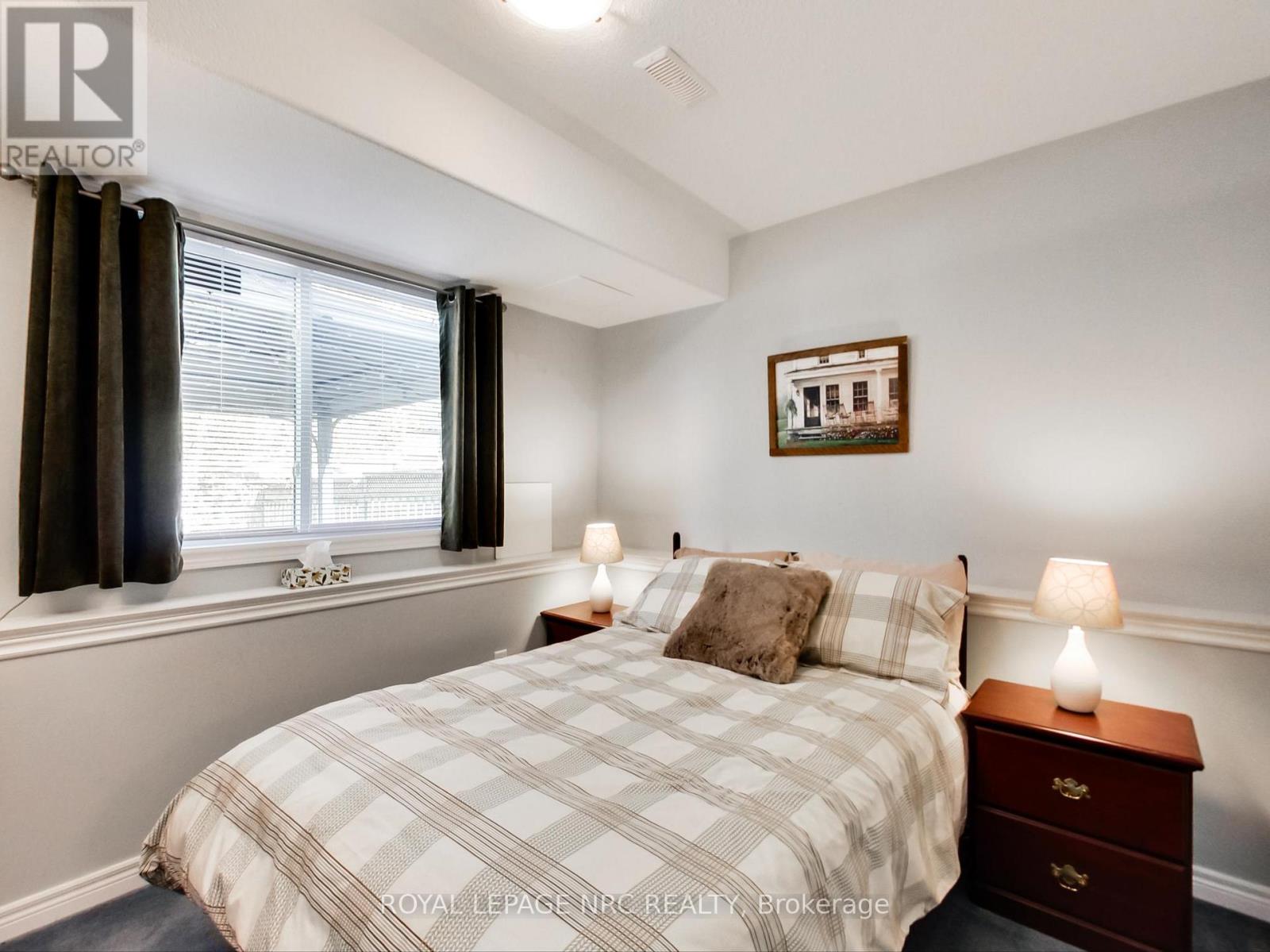 27 Cherry Avenue, West Lincoln, Ontario  L0R 2A0 - Photo 36 - X12501530