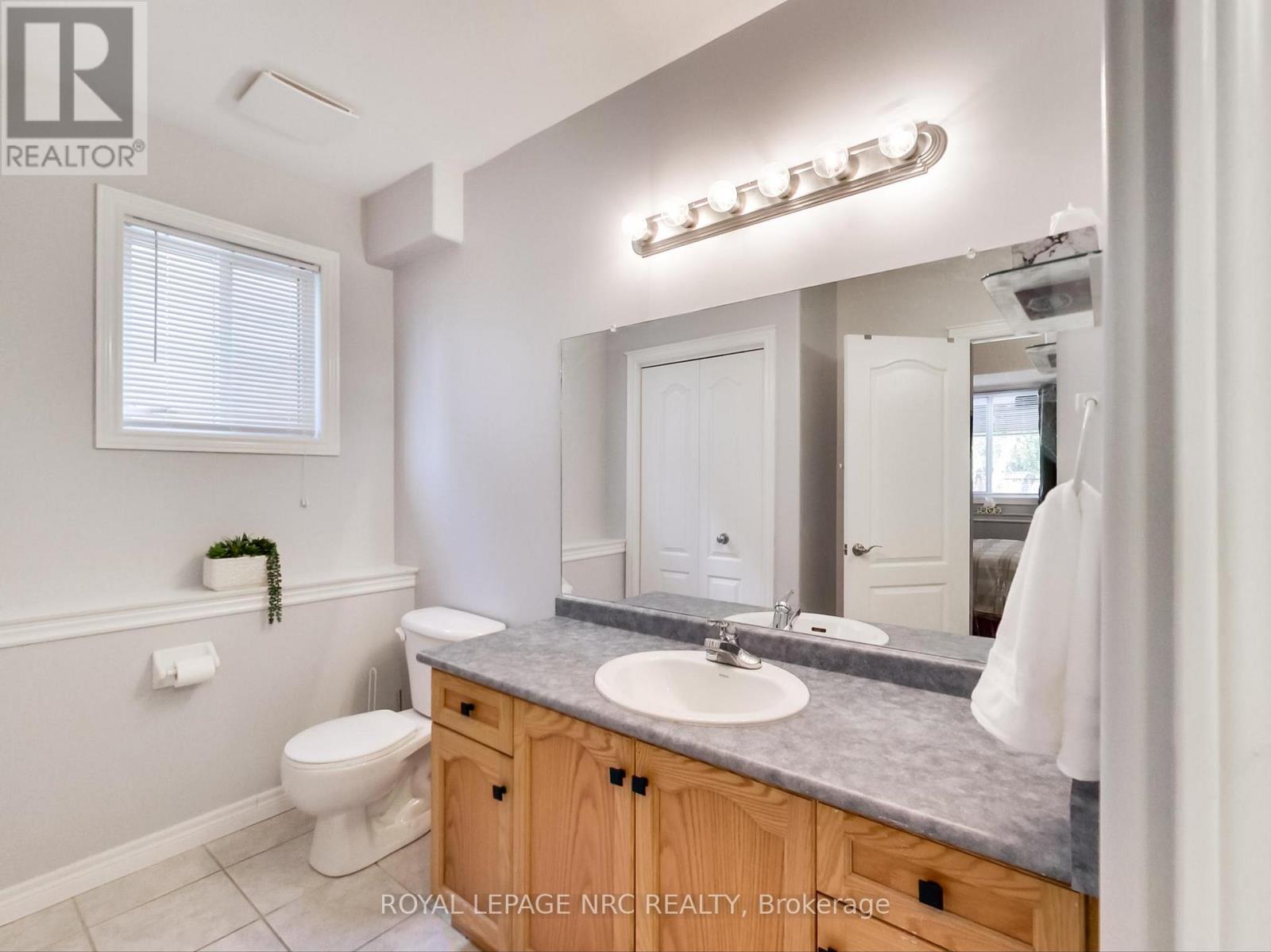 27 Cherry Avenue, West Lincoln, Ontario  L0R 2A0 - Photo 38 - X12501530