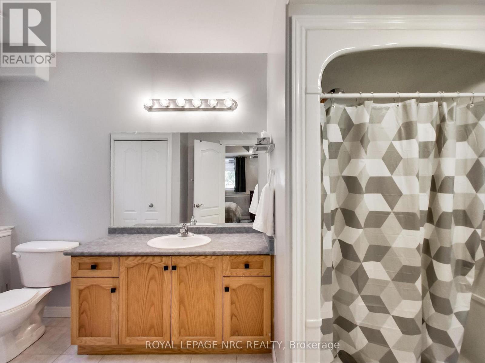 27 Cherry Avenue, West Lincoln, Ontario  L0R 2A0 - Photo 39 - X12501530