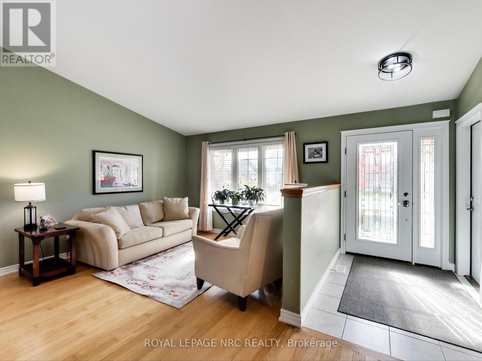 27 Cherry Avenue, West Lincoln, Ontario  L0R 2A0 - Photo 5 - X12501530