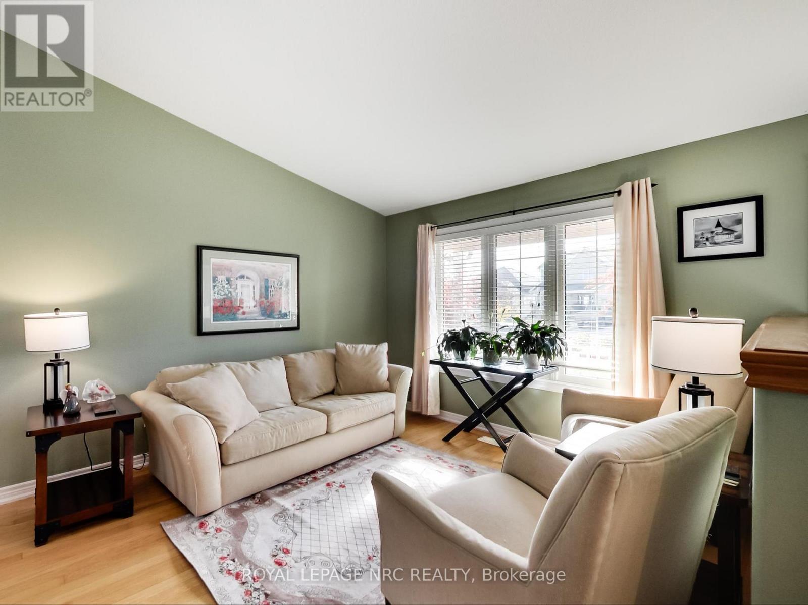 27 Cherry Avenue, West Lincoln, Ontario  L0R 2A0 - Photo 6 - X12501530