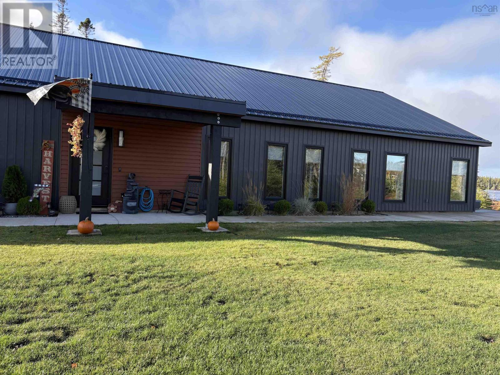 381 Grandiqe Ferry Rd., Louisdale, Nova Scotia  B0E 1V0 - Photo 3 - 202522576