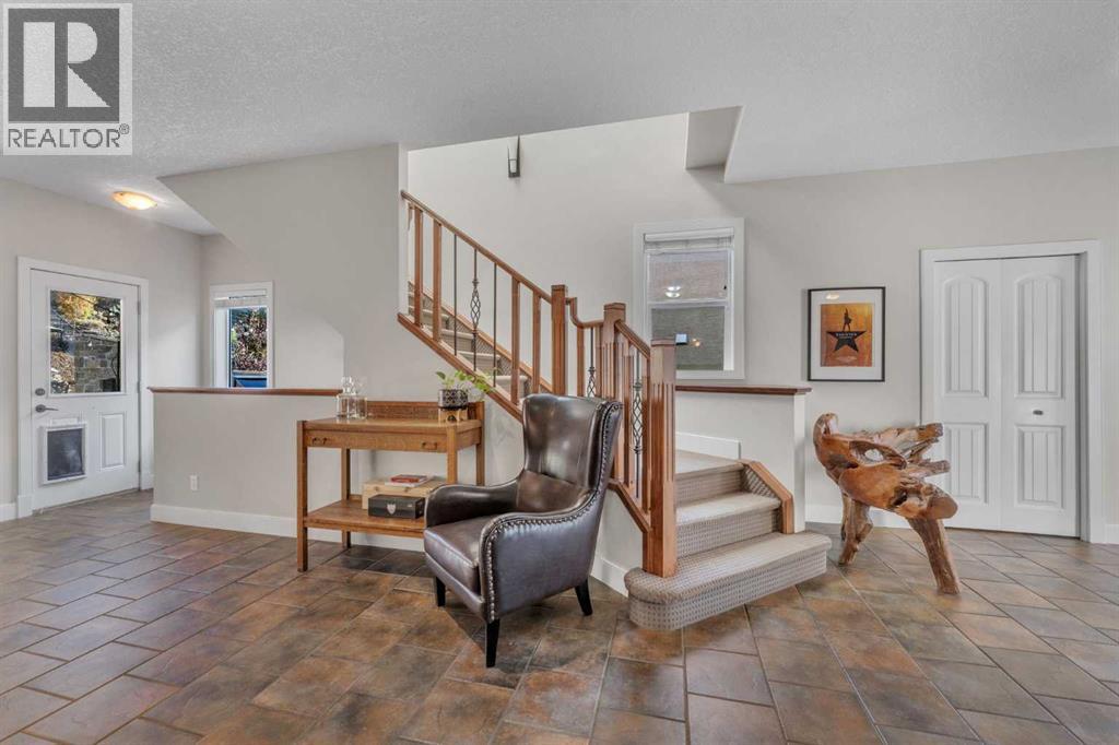 103 Aspen Stone Crescent Sw, Calgary, Alberta  T3H 5Y8 - Photo 7 - A2264941