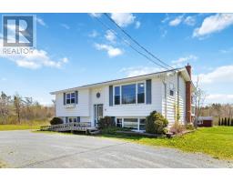 27 Uniacke Mines Road, Mount Uniacke, Ca
