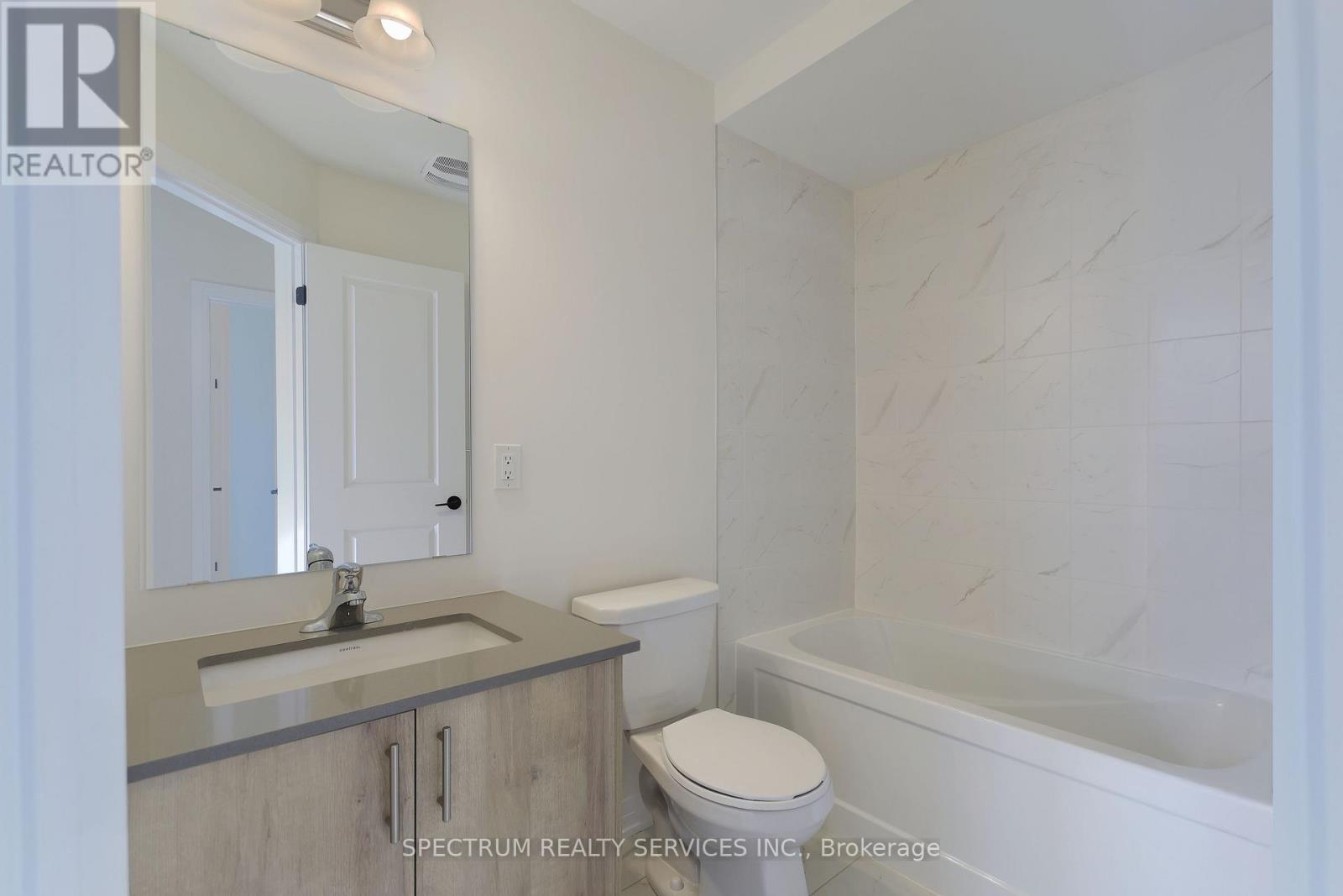 Blk 7-04 -176 De La Roche Drive, Vaughan (Vellore Village), Ontario  L4H 5G4 - Photo 34 - N12501538