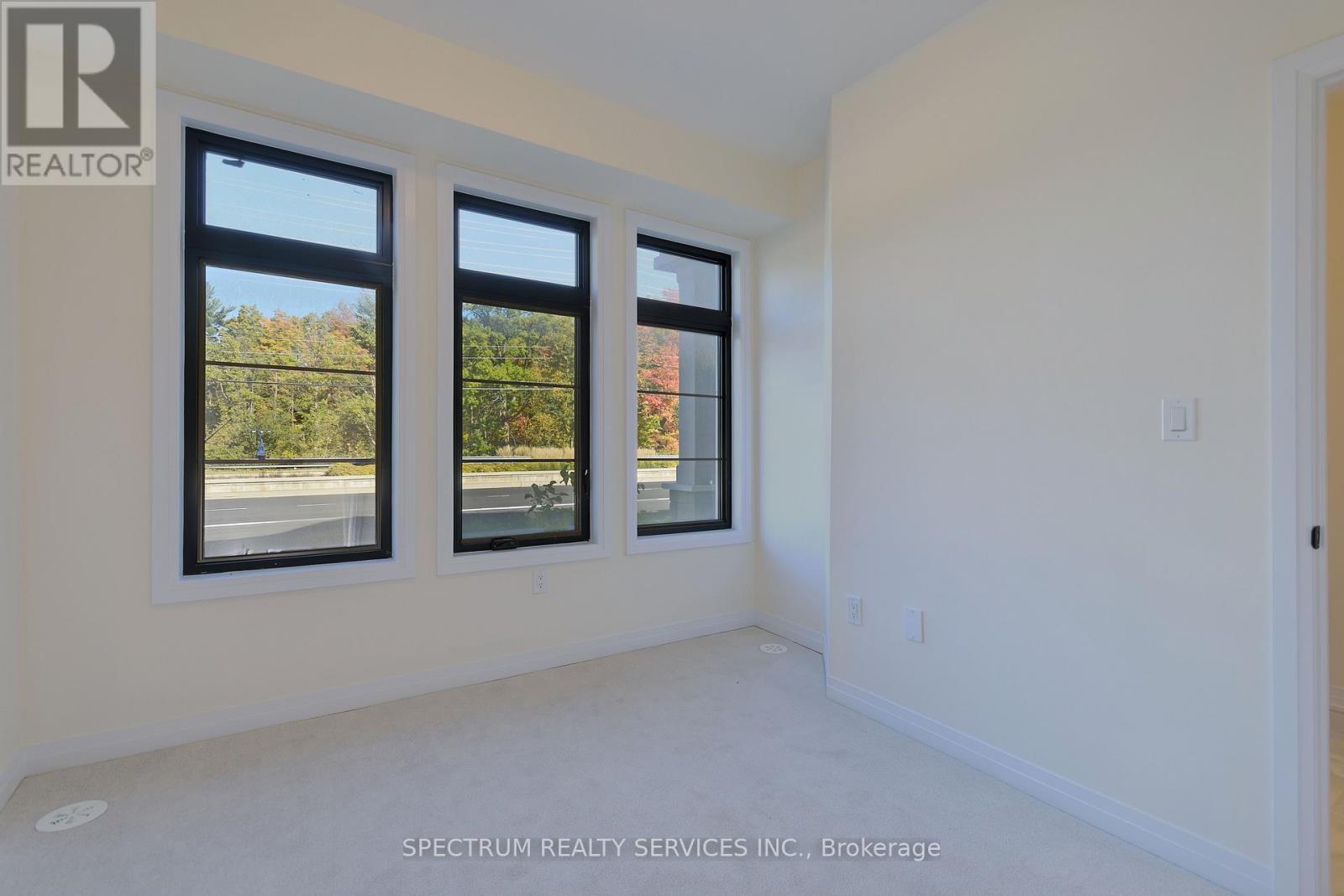 Blk 3-05 -74 De La Roche Drive, Vaughan, Ontario  L4H 5G4 - Photo 36 - N12501542