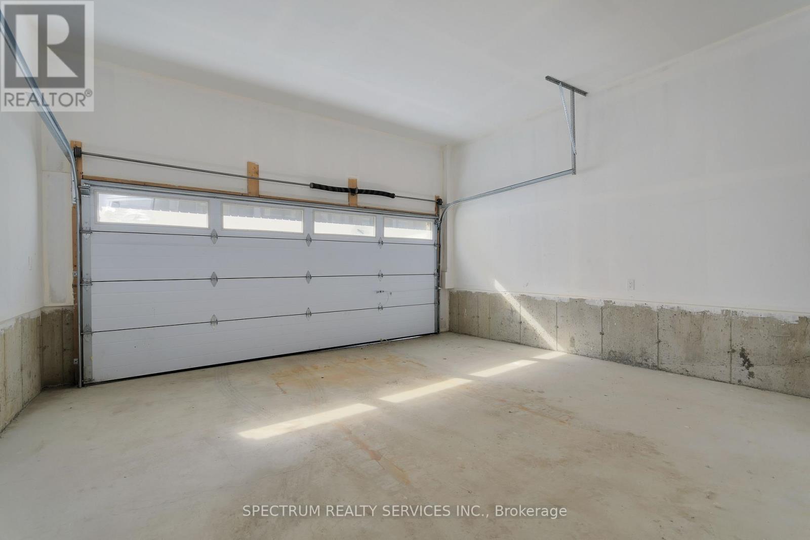 Blk 3-05 -74 De La Roche Drive, Vaughan, Ontario  L4H 5G4 - Photo 40 - N12501542