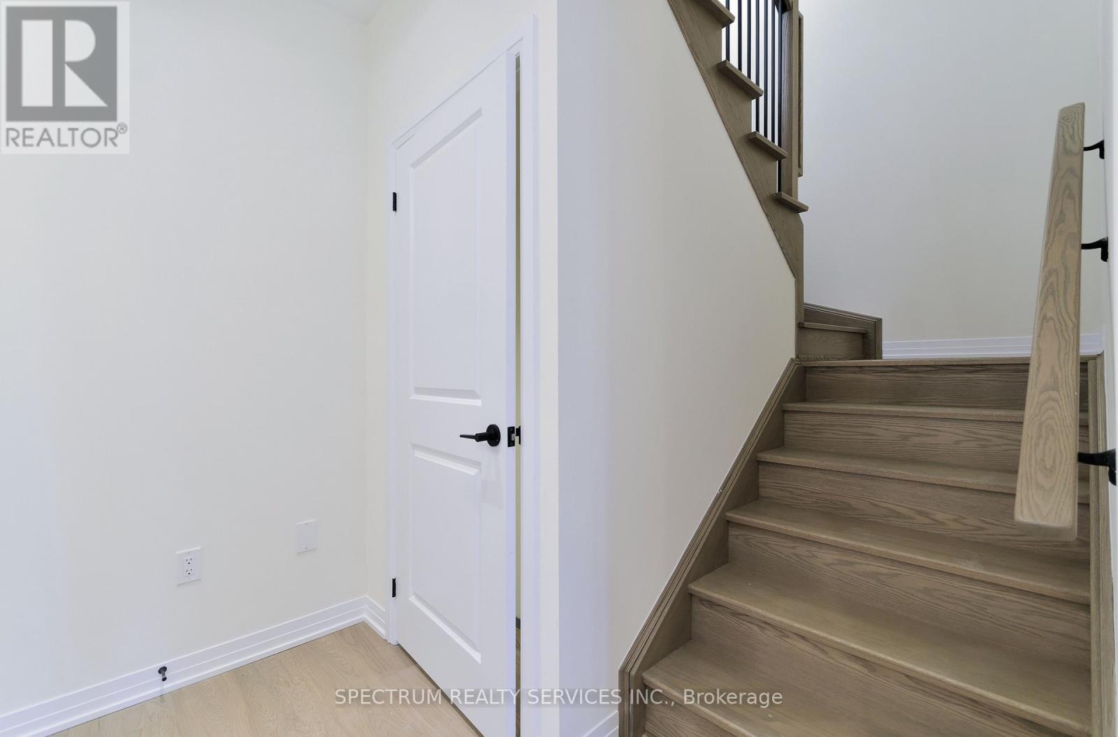 Blk 3-05 -74 De La Roche Drive, Vaughan, Ontario  L4H 5G4 - Photo 41 - N12501542