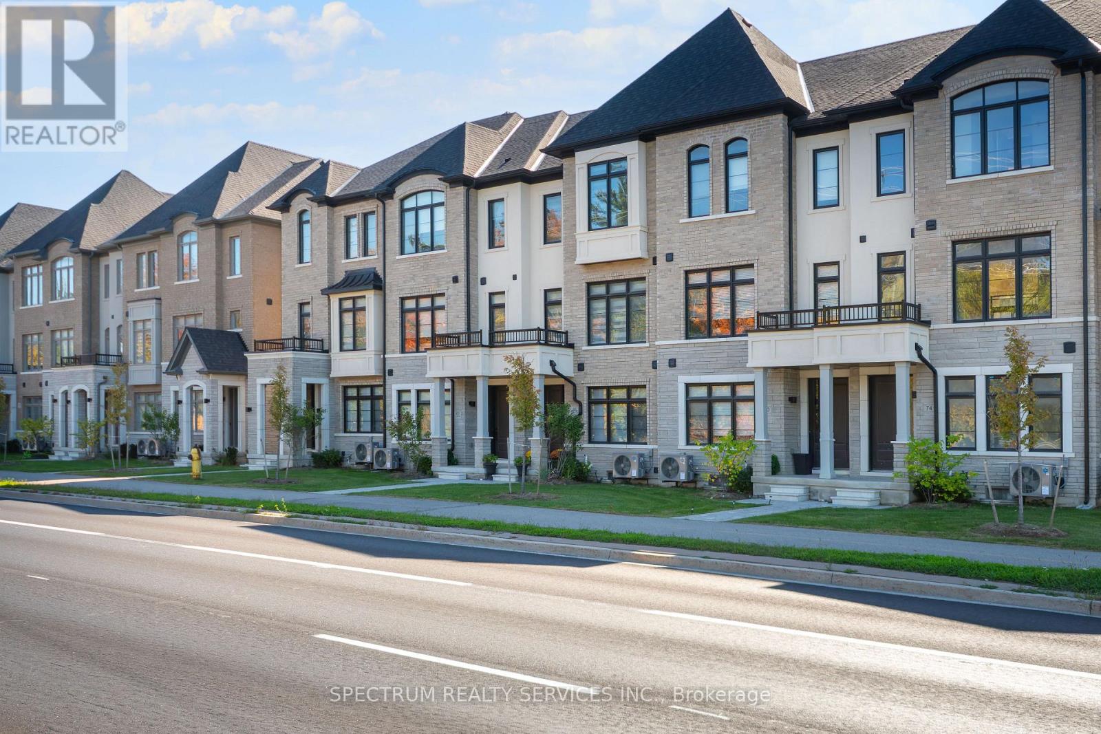 Blk 3-05 -74 De La Roche Drive, Vaughan, Ontario  L4H 5G4 - Photo 6 - N12501542