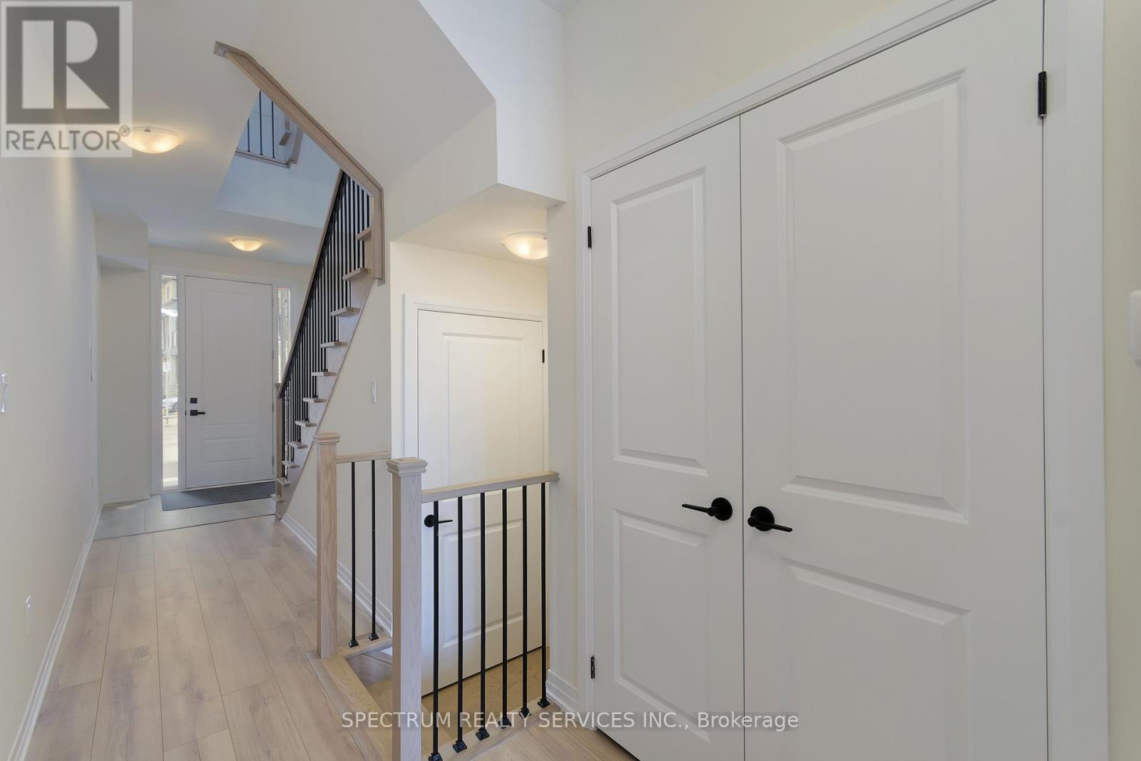 Blk 16-03 -15 Archambault Way, Vaughan (Vellore Village), Ontario  L4H 5G4 - Photo 5 - N12501544