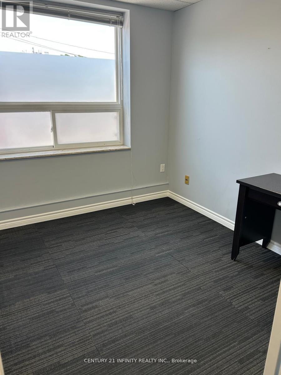 209 - 323 Kerr Street, Oakville (Co Central), Ontario  L6K 3B6 - Photo 11 - W12501608