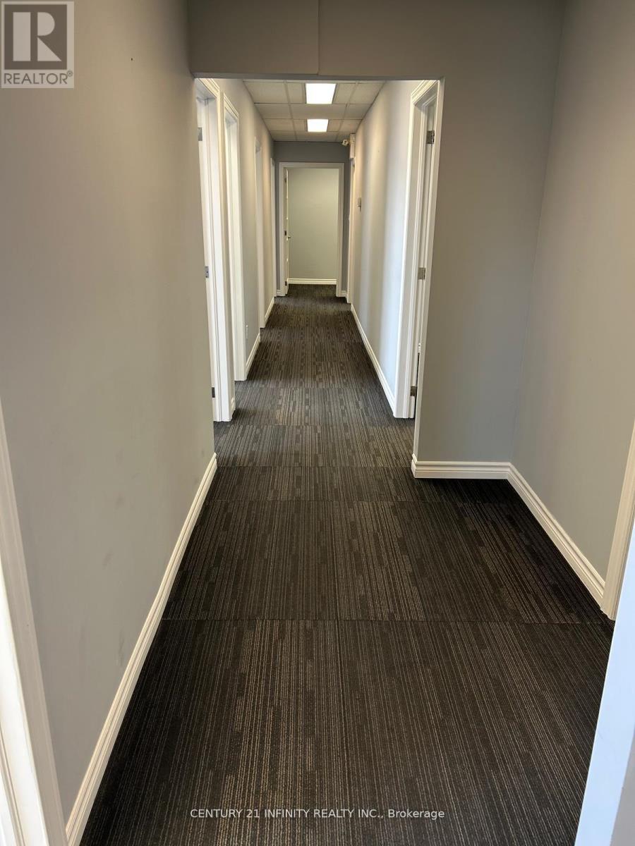 209 - 323 Kerr Street, Oakville (Co Central), Ontario  L6K 3B6 - Photo 6 - W12501608