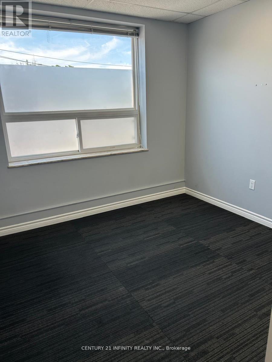 209 - 323 Kerr Street, Oakville (Co Central), Ontario  L6K 3B6 - Photo 7 - W12501608