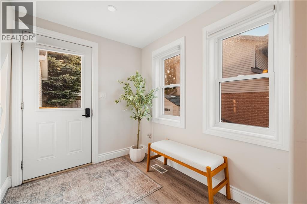 505 Wallace Avenue S, Listowel, Ontario  N4W 1Y6 - Photo 3 - 40757872