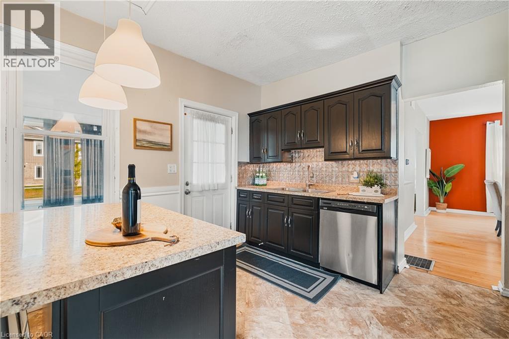 505 Wallace Avenue S, Listowel, Ontario  N4W 1Y6 - Photo 4 - 40757872