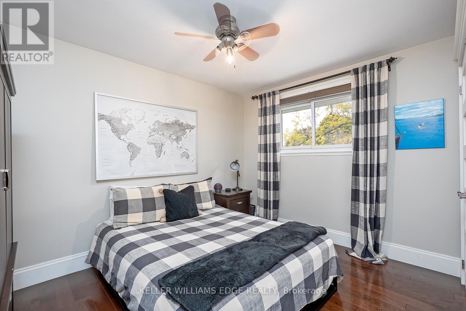 359 Camelot Court, Burlington, Ontario  L7L 2G2 - Photo 31 - W12501548