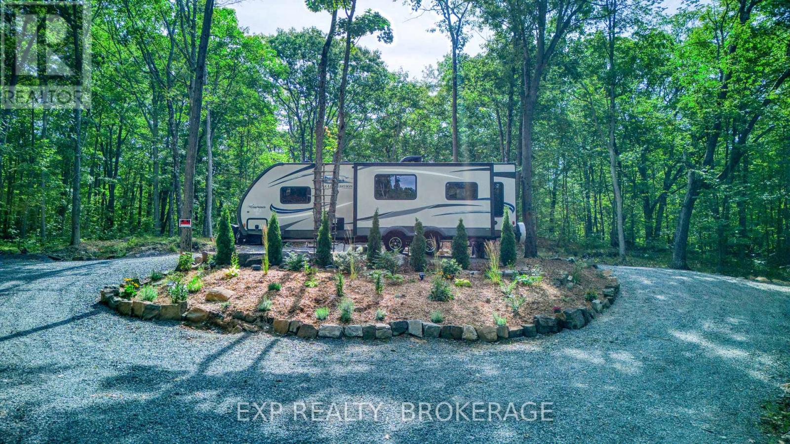 1267 Crow Lake Road, Frontenac (Frontenac Centre), Ontario  K0H 2B0 - Photo 25 - X12501580