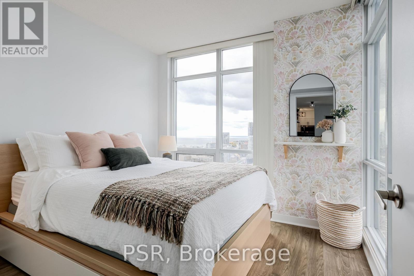 2603 - 11 Brunel Court, Toronto, Ontario  M5V 3Y3 - Photo 3 - C12482304