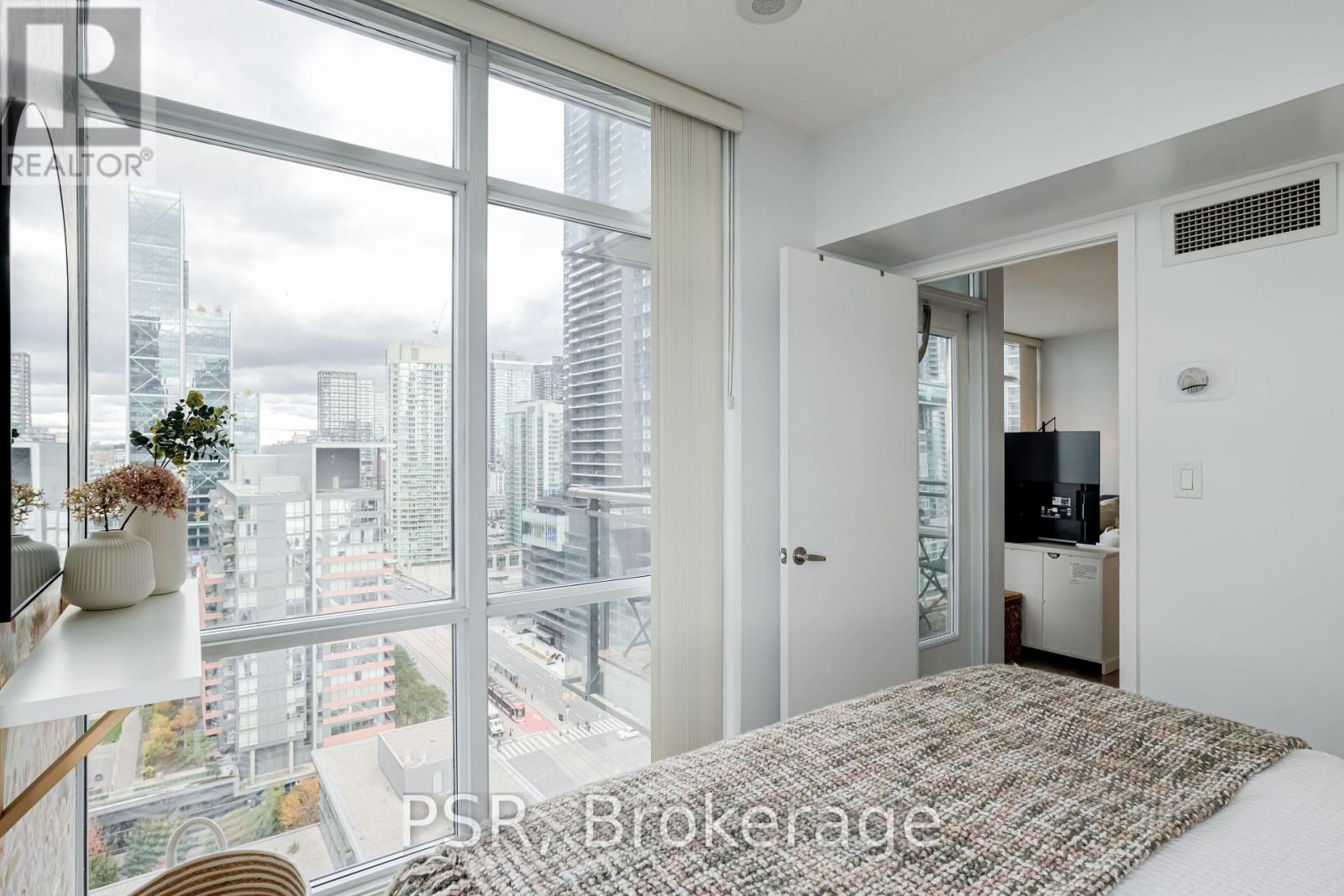 2603 - 11 Brunel Court, Toronto, Ontario  M5V 3Y3 - Photo 8 - C12482304