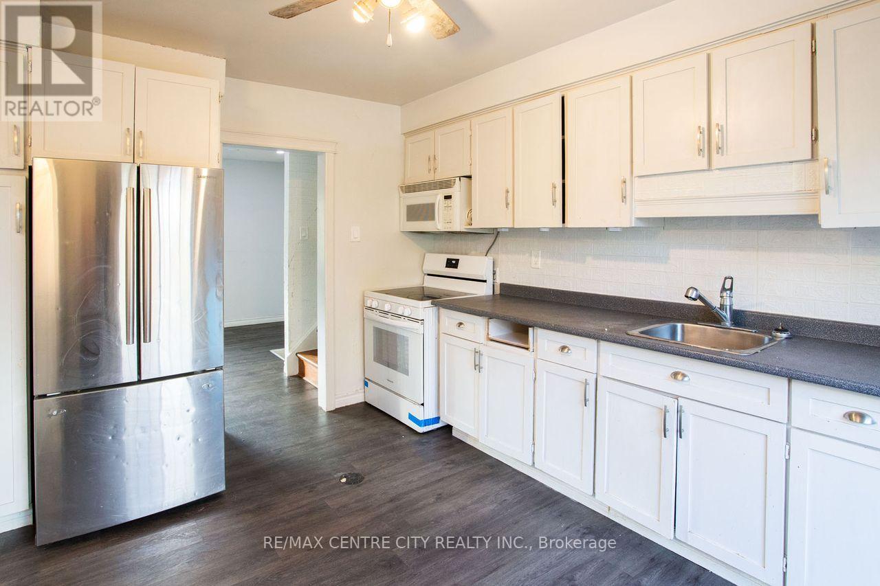 470 Three Valleys Crescent, London South, Ontario  N5Z 3E7 - Photo 15 - X12501584