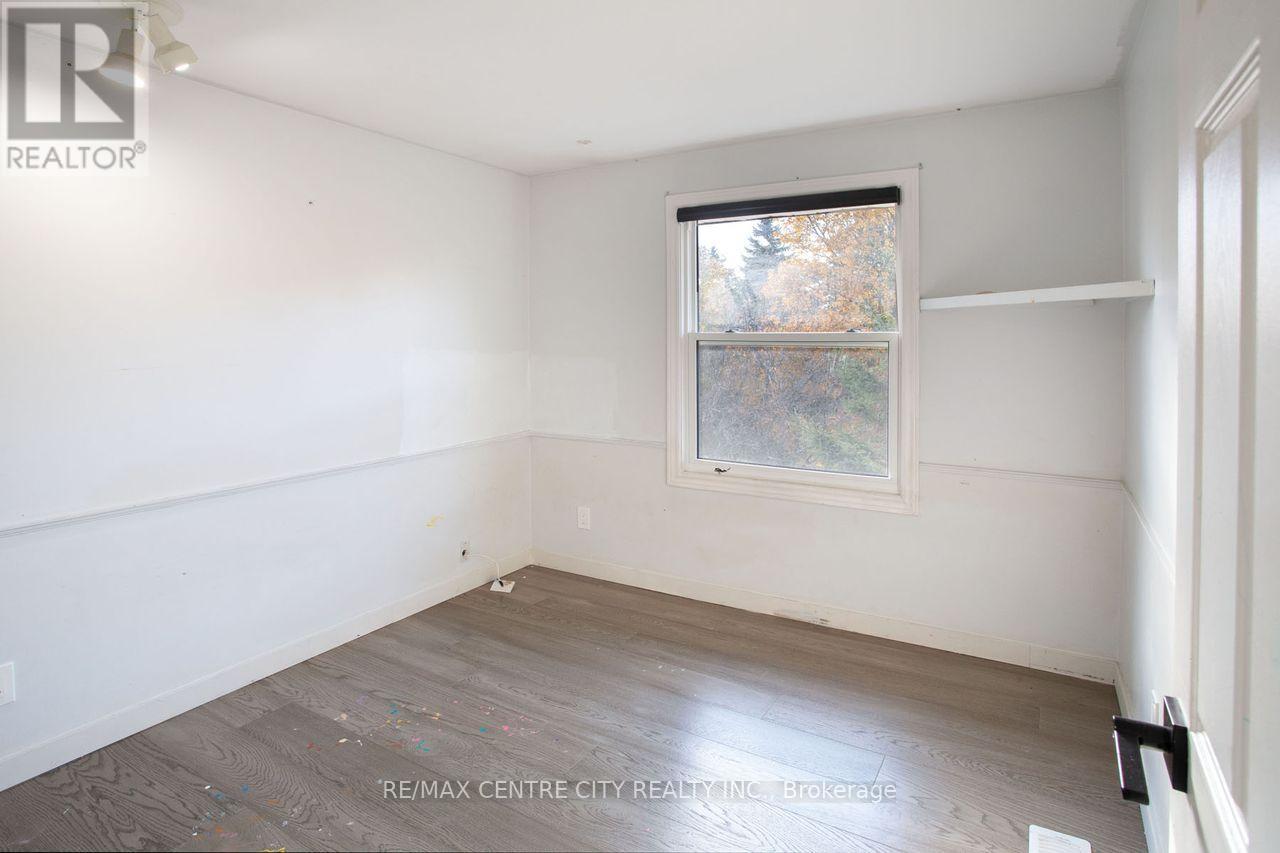 470 Three Valleys Crescent, London South, Ontario  N5Z 3E7 - Photo 24 - X12501584