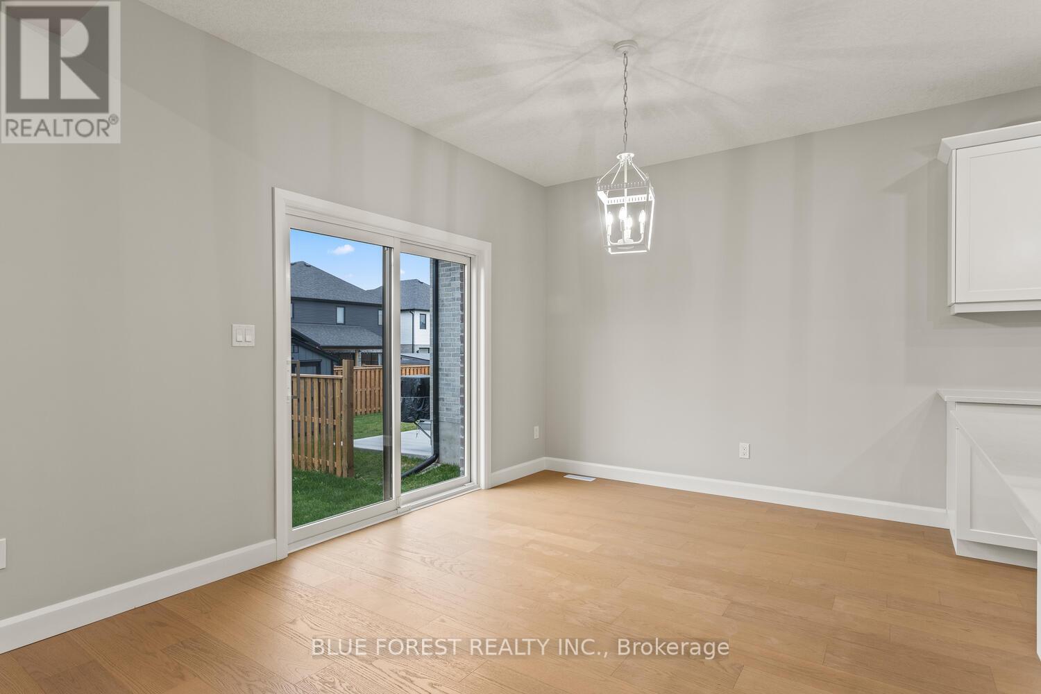 3881 Ayrshire Avenue, London South, Ontario  N6P 0J5 - Photo 11 - X12501592