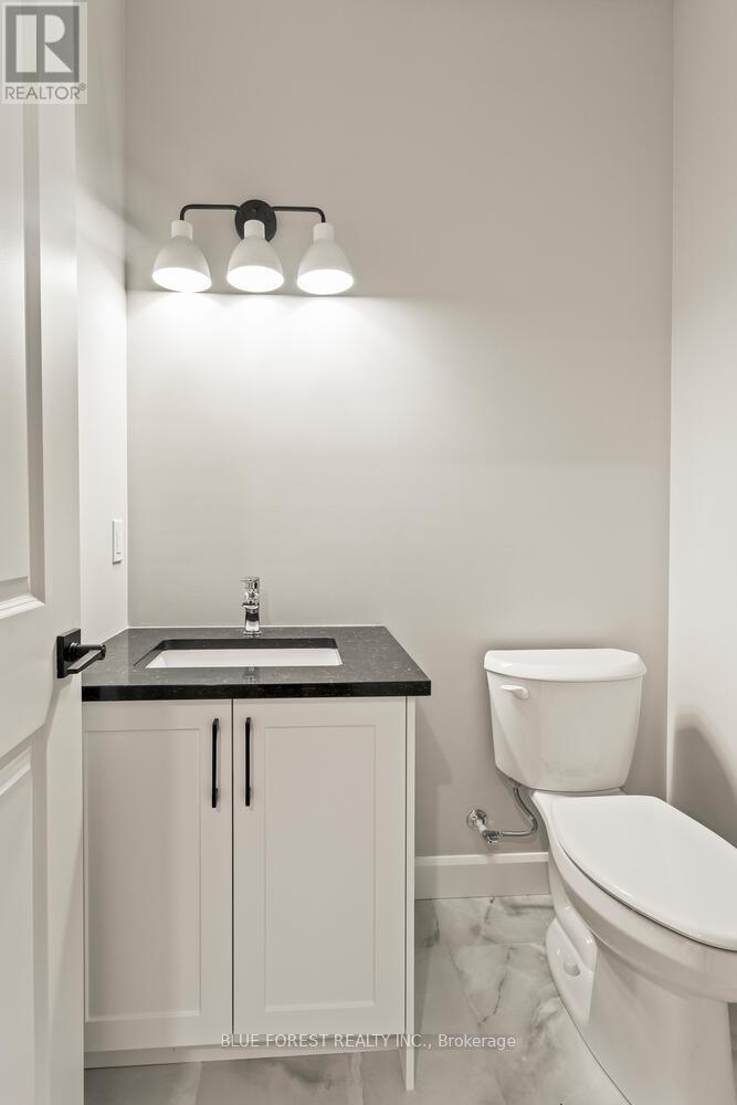 3881 Ayrshire Avenue, London South, Ontario  N6P 0J5 - Photo 23 - X12501592