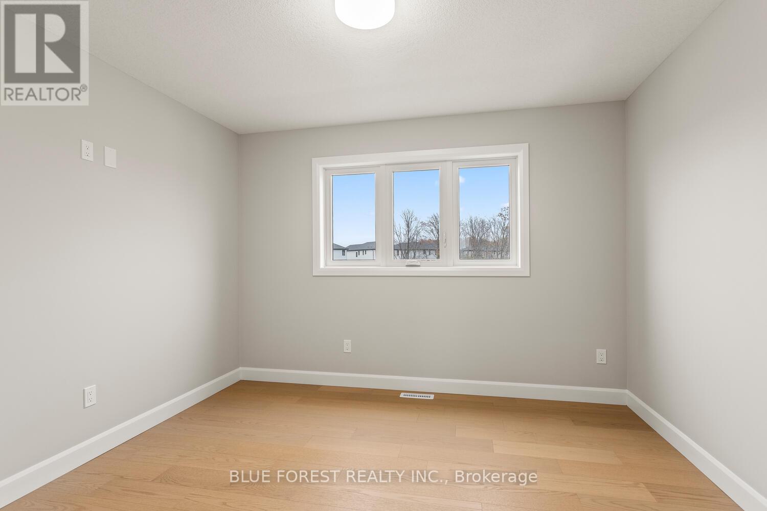 3881 Ayrshire Avenue, London South, Ontario  N6P 0J5 - Photo 34 - X12501592