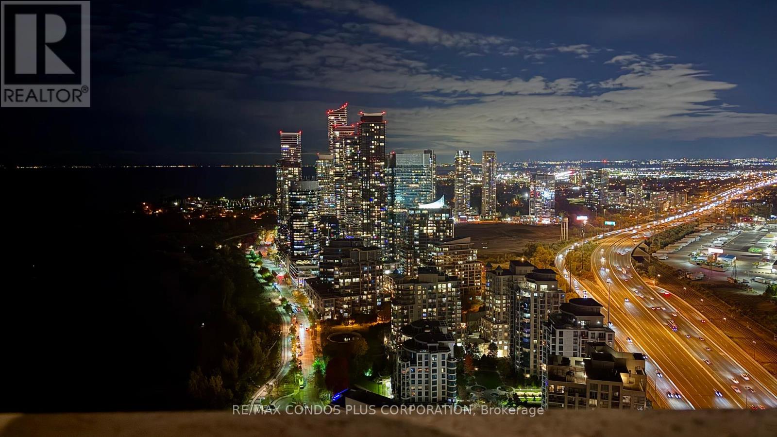 4405 - 1 Palace Pier Court, Toronto, Ontario  M8V 3W9 - Photo 13 - W12501318