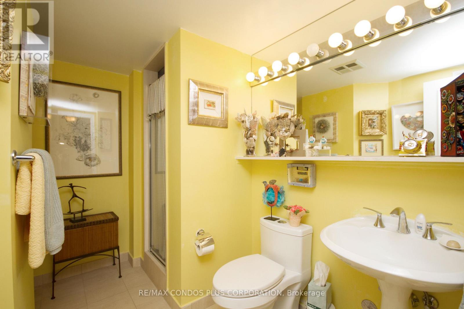 4405 - 1 Palace Pier Court, Toronto, Ontario  M8V 3W9 - Photo 24 - W12501318